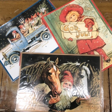 Vi skickar grna en adventskalender !