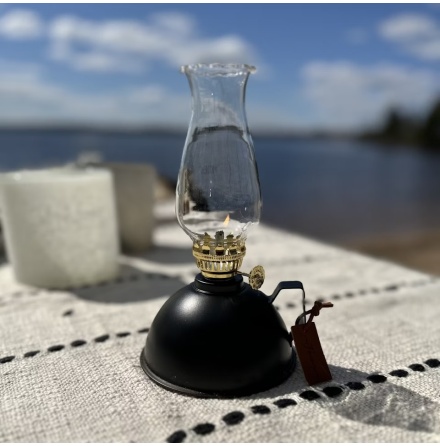Fotogenlampa - Skogsvicker, svart
